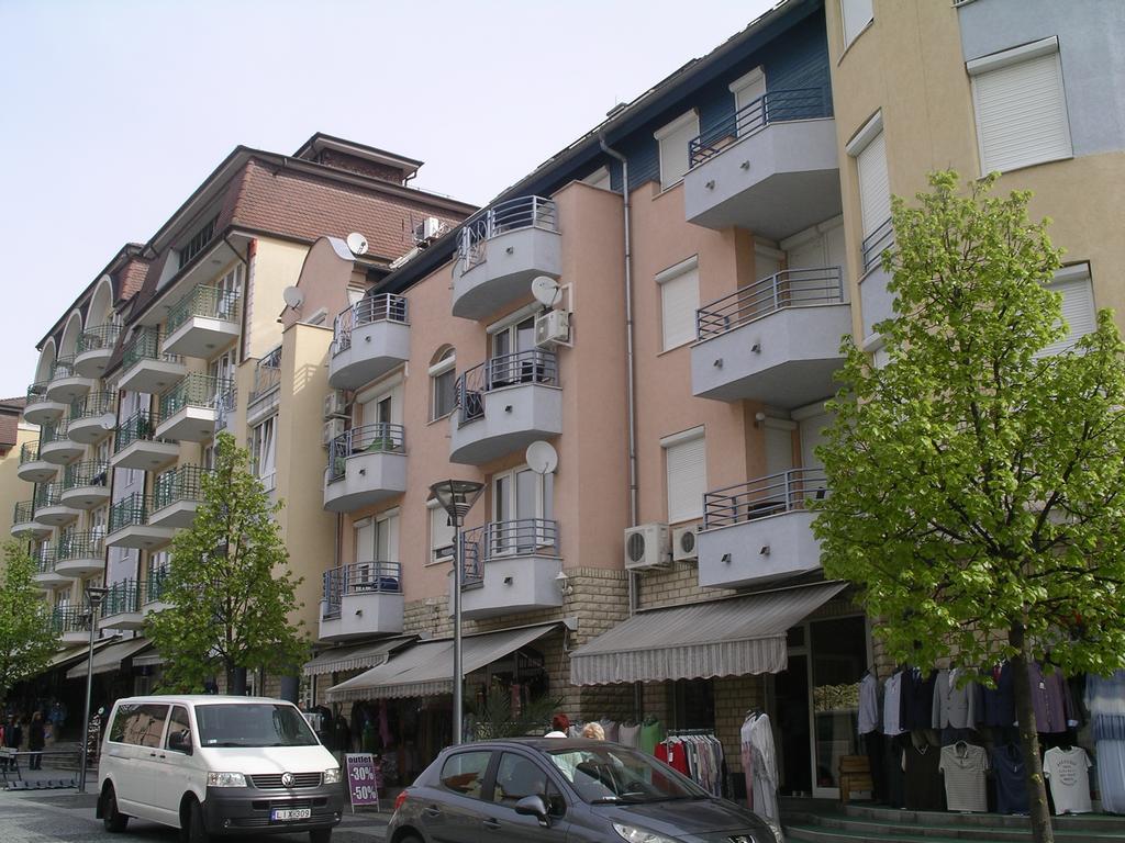 Centrum 2 Apartmanok Hévíz Kültér fotó
